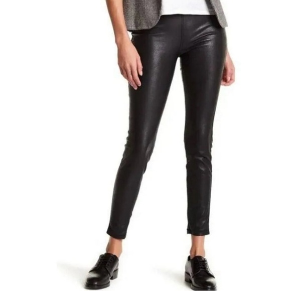 Blank NYC Pants - BLANK NYC Faux Leather Pants• Sz 29